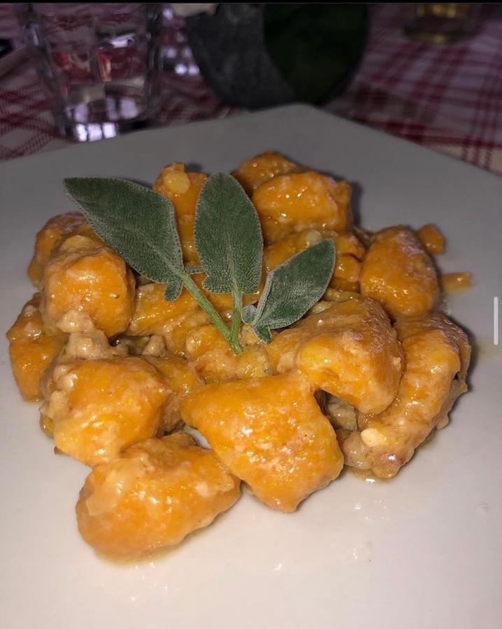 Agriturismo Cornei Da Nadia Guest House คอลลิโอ ภายนอก รูปภาพ